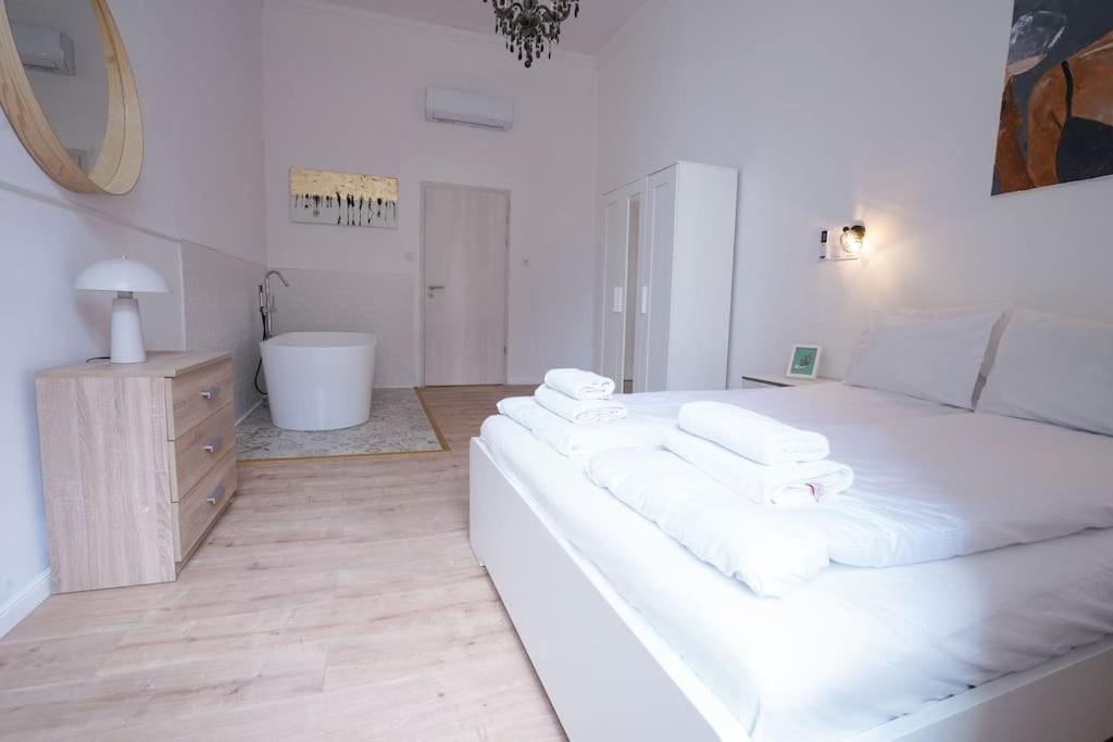 Venus Apartments - Klauzal Ter I Budapest Kültér fotó